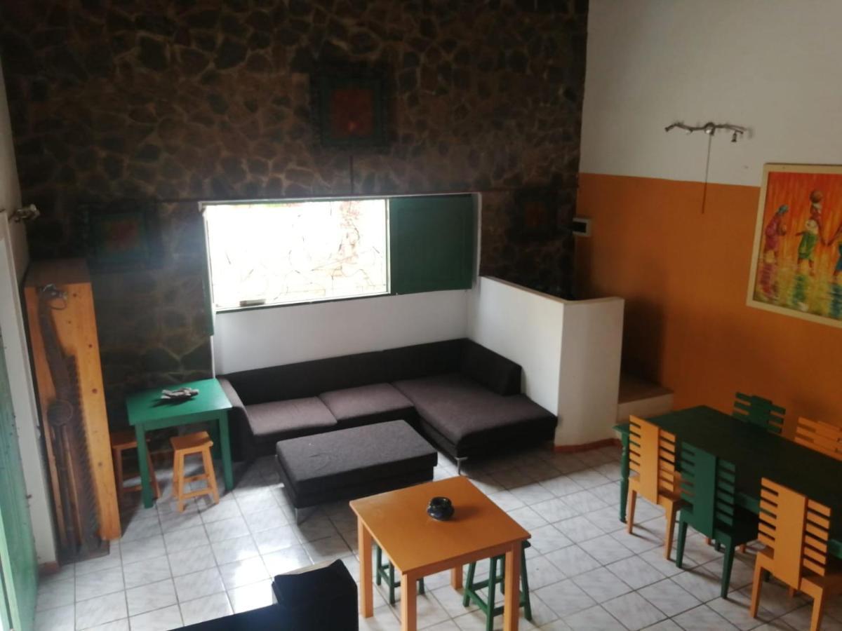 Surf House Hostel Санта-Мария Экстерьер фото